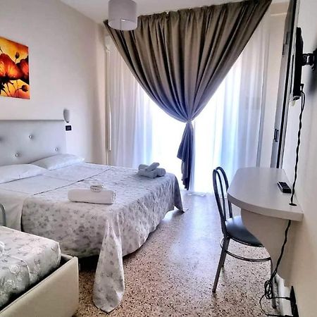 Hotel Bisanzio Cervia Luaran gambar